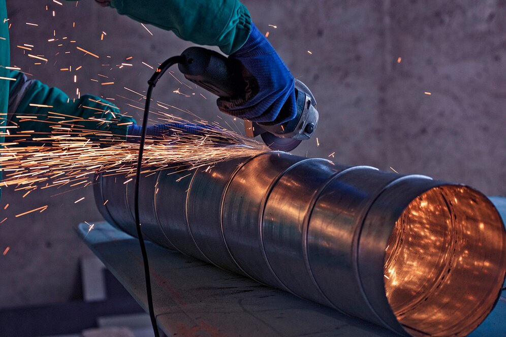 steel cutting